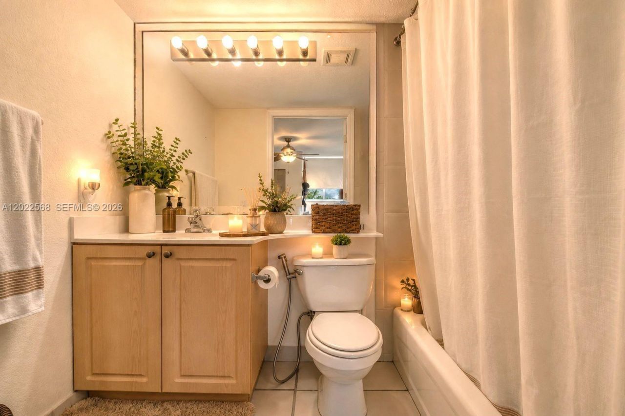 814 NW 36th Ave, Unit 302, Miami, FL 33125 Photo