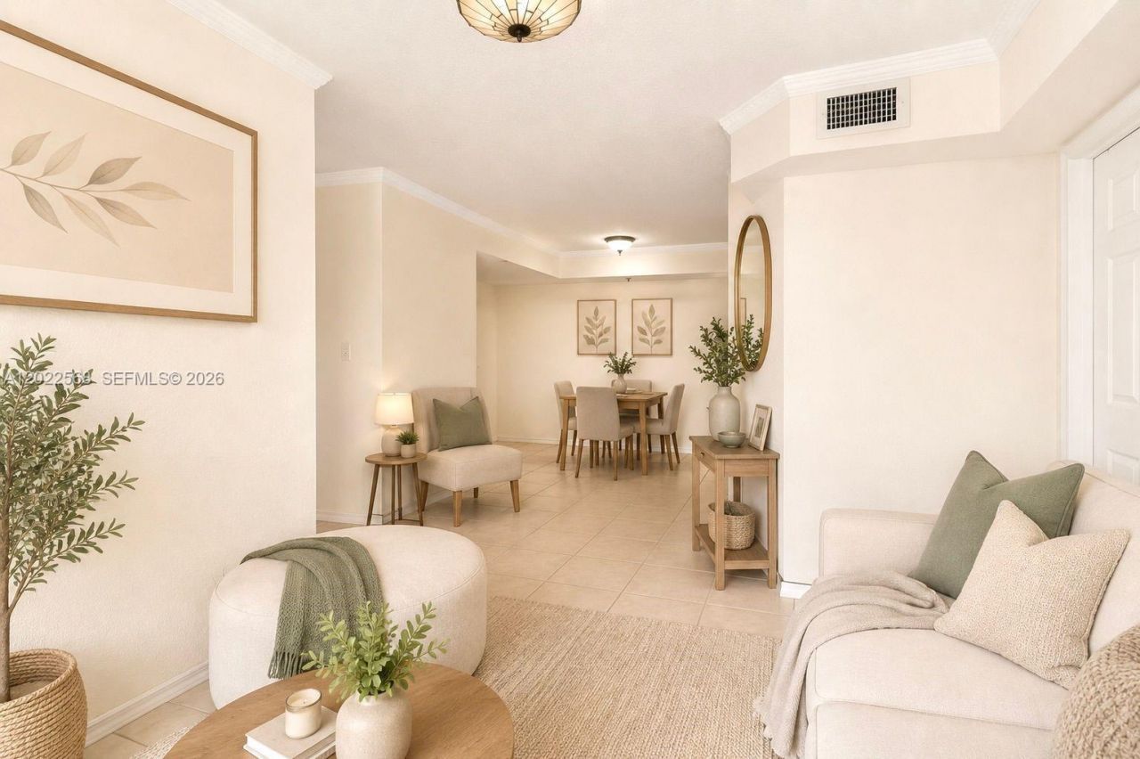 814 NW 36th Ave, Unit 302, Miami, FL 33125 Photo
