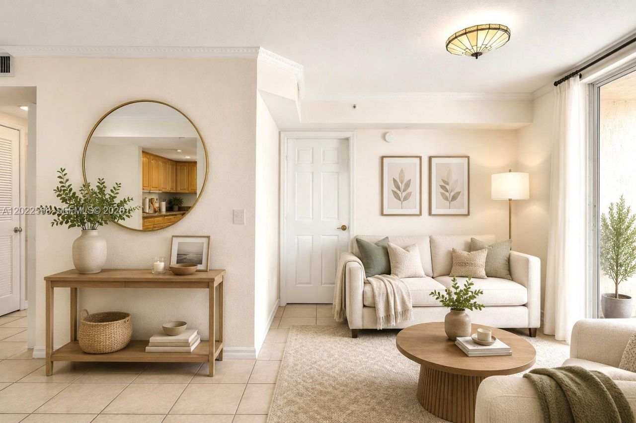 814 NW 36th Ave, Unit 302, Miami, FL 33125 Photo