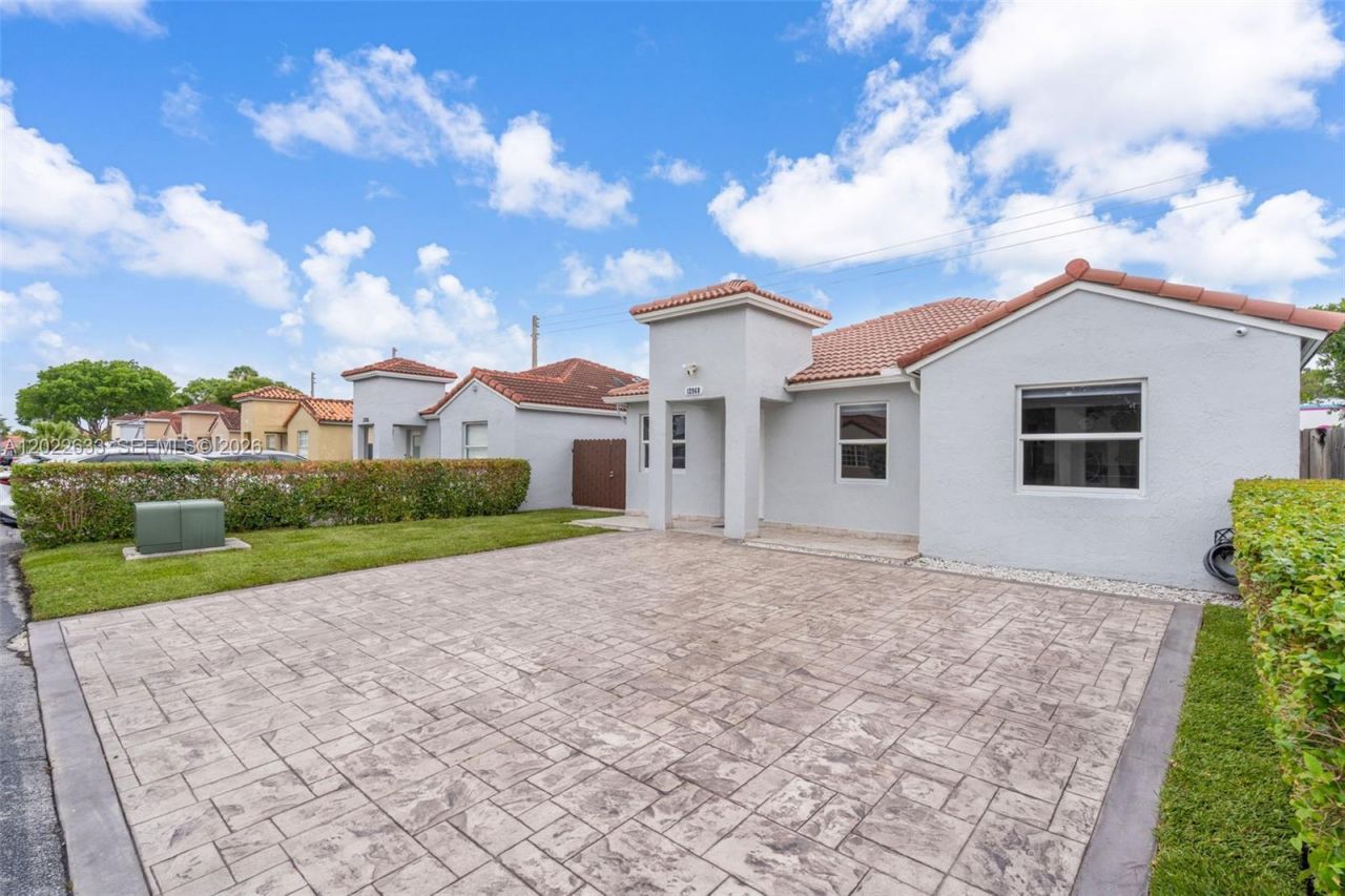 12968 SW 151st Ln , Miami, FL 33186 Photo