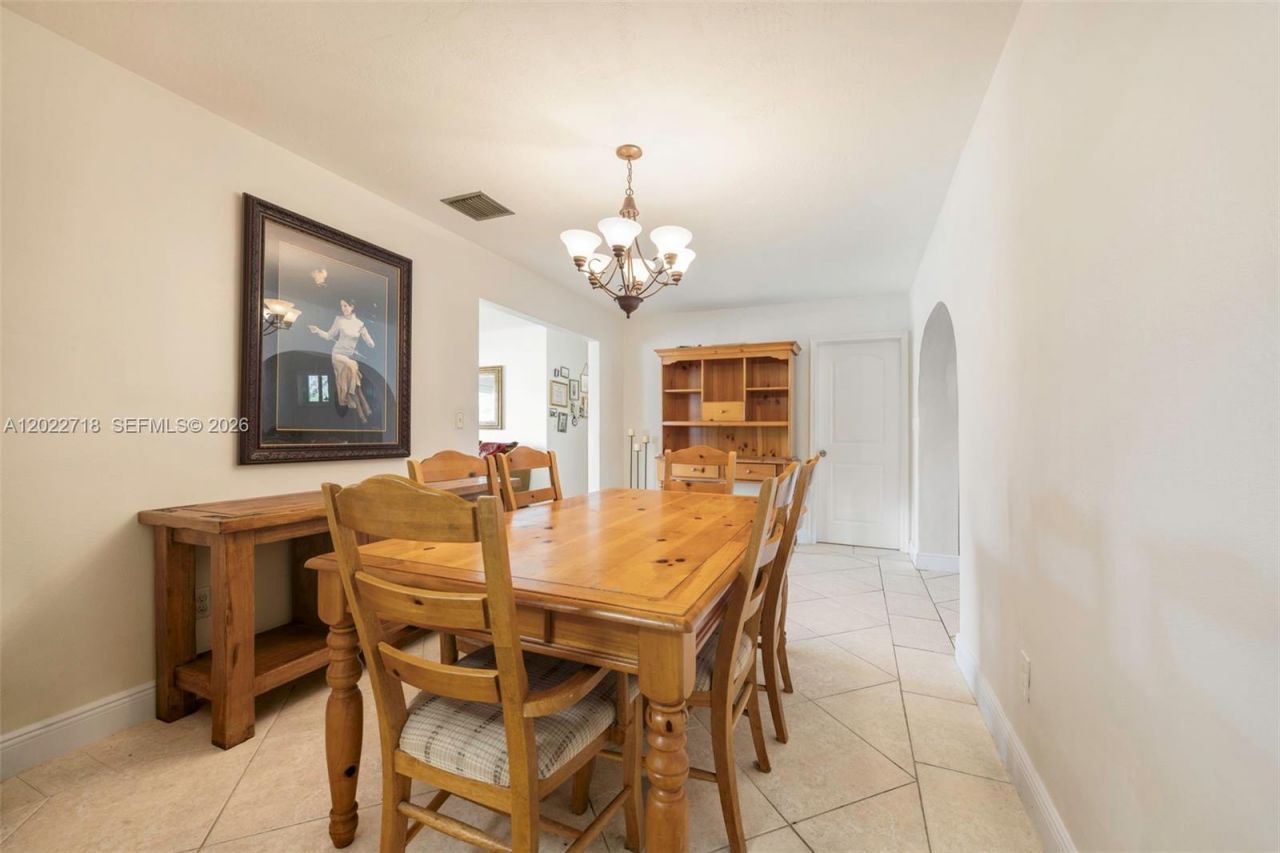 11750 SW 31st St, Miami, FL 33175 Photo