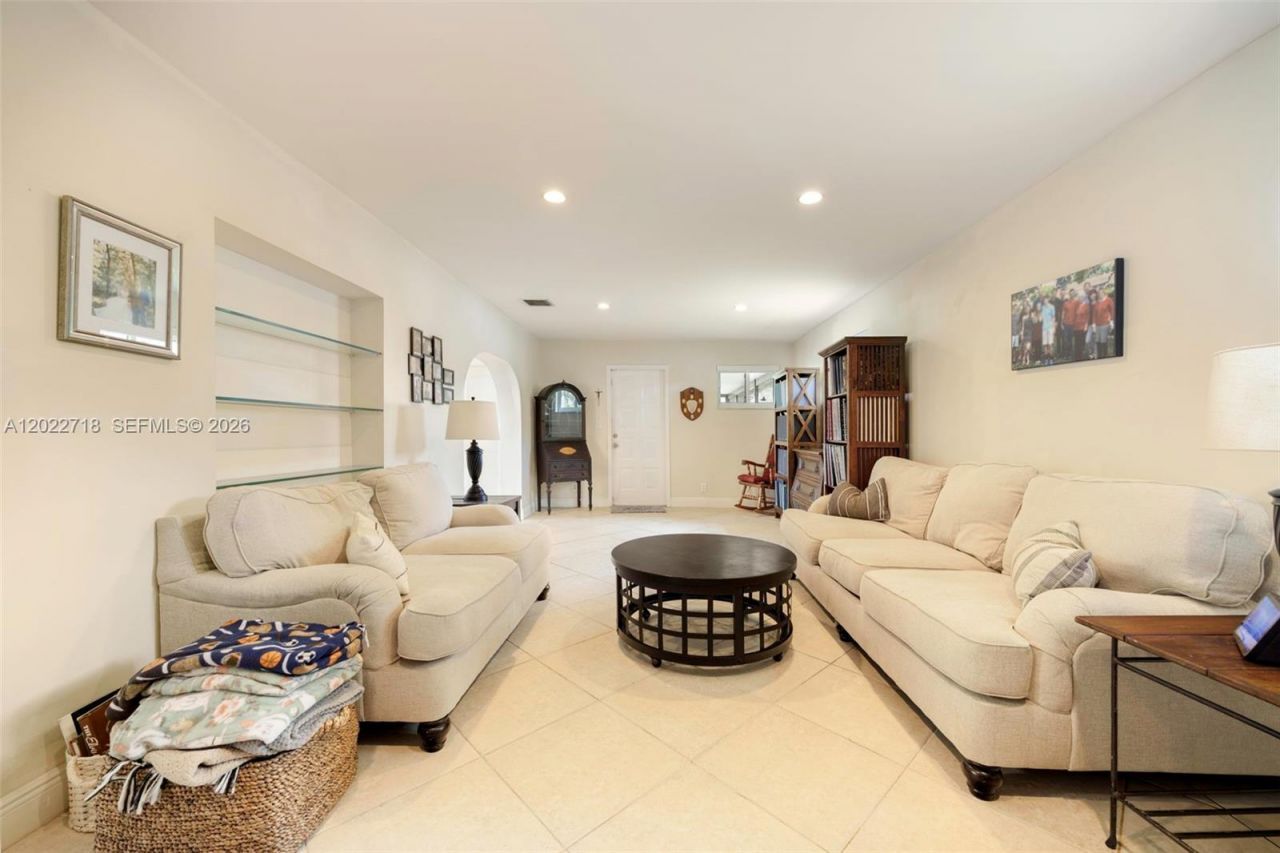 11750 SW 31st St, Miami, FL 33175 Photo