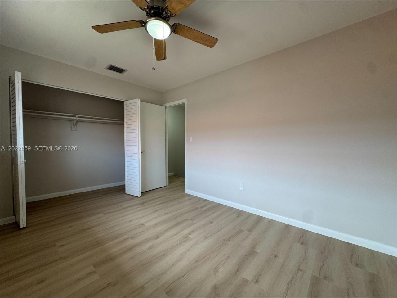 10904 NW 7th St, Unit 203, Miami, FL 33172 Photo