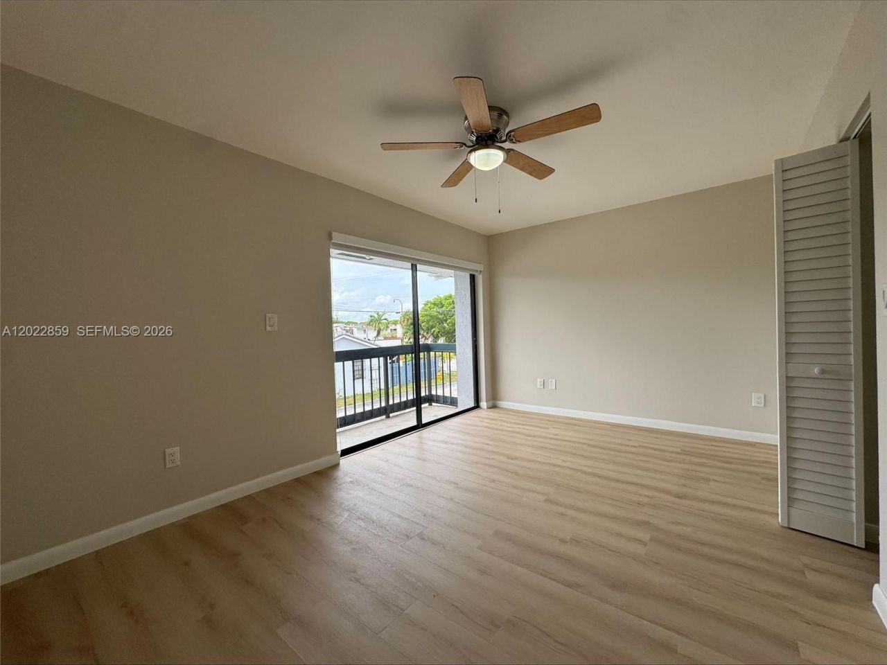 10904 NW 7th St, Unit 203, Miami, FL 33172 Photo