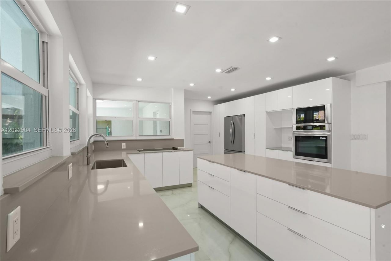 14675 SW 78th Ave , Palmetto Bay, FL 33158 Photo