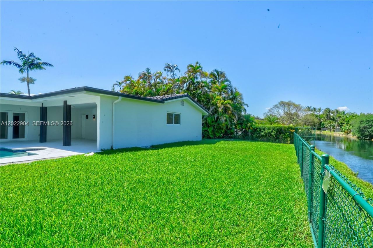 14675 SW 78th Ave , Palmetto Bay, FL 33158 Photo