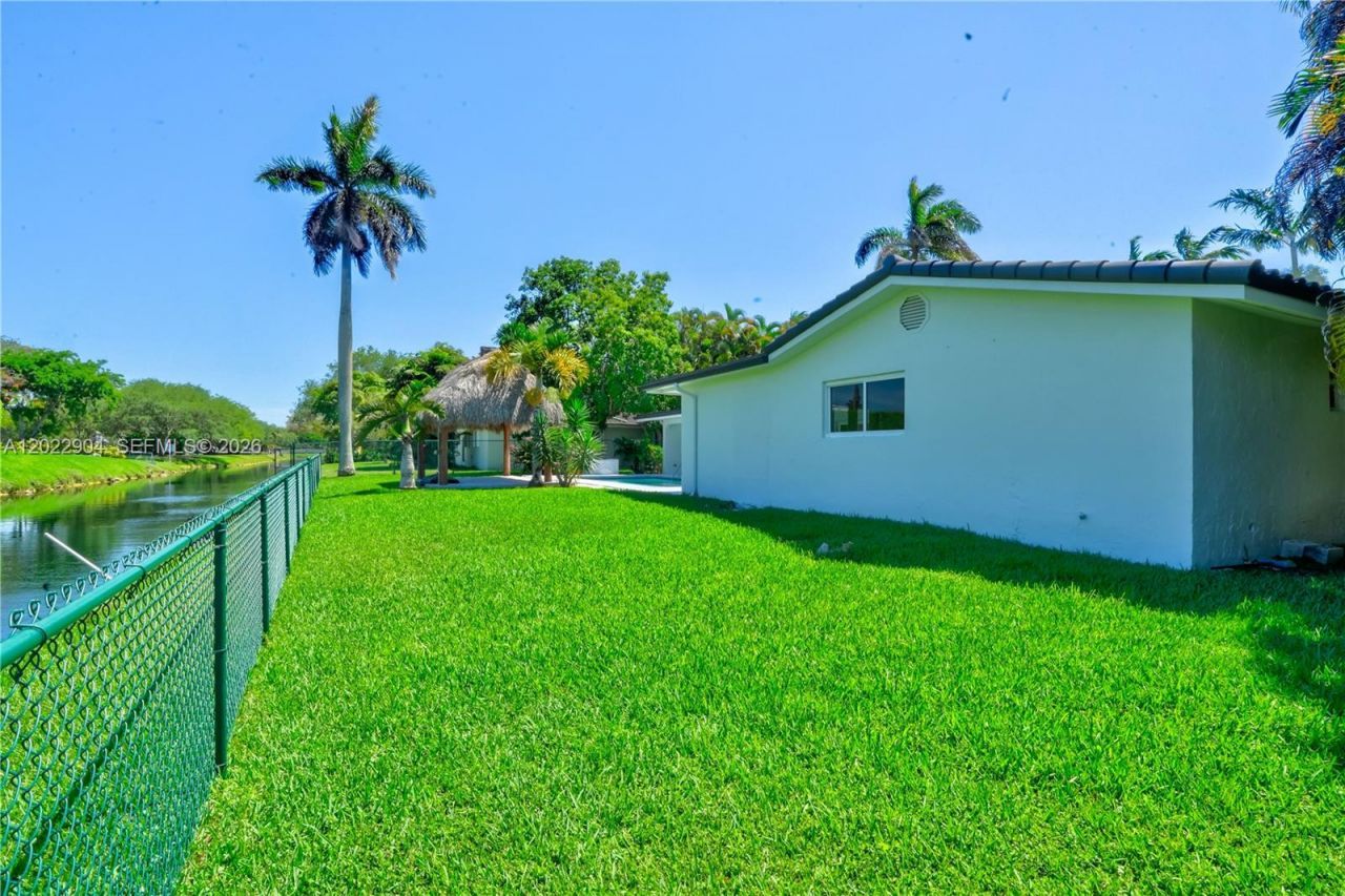 14675 SW 78th Ave , Palmetto Bay, FL 33158 Photo