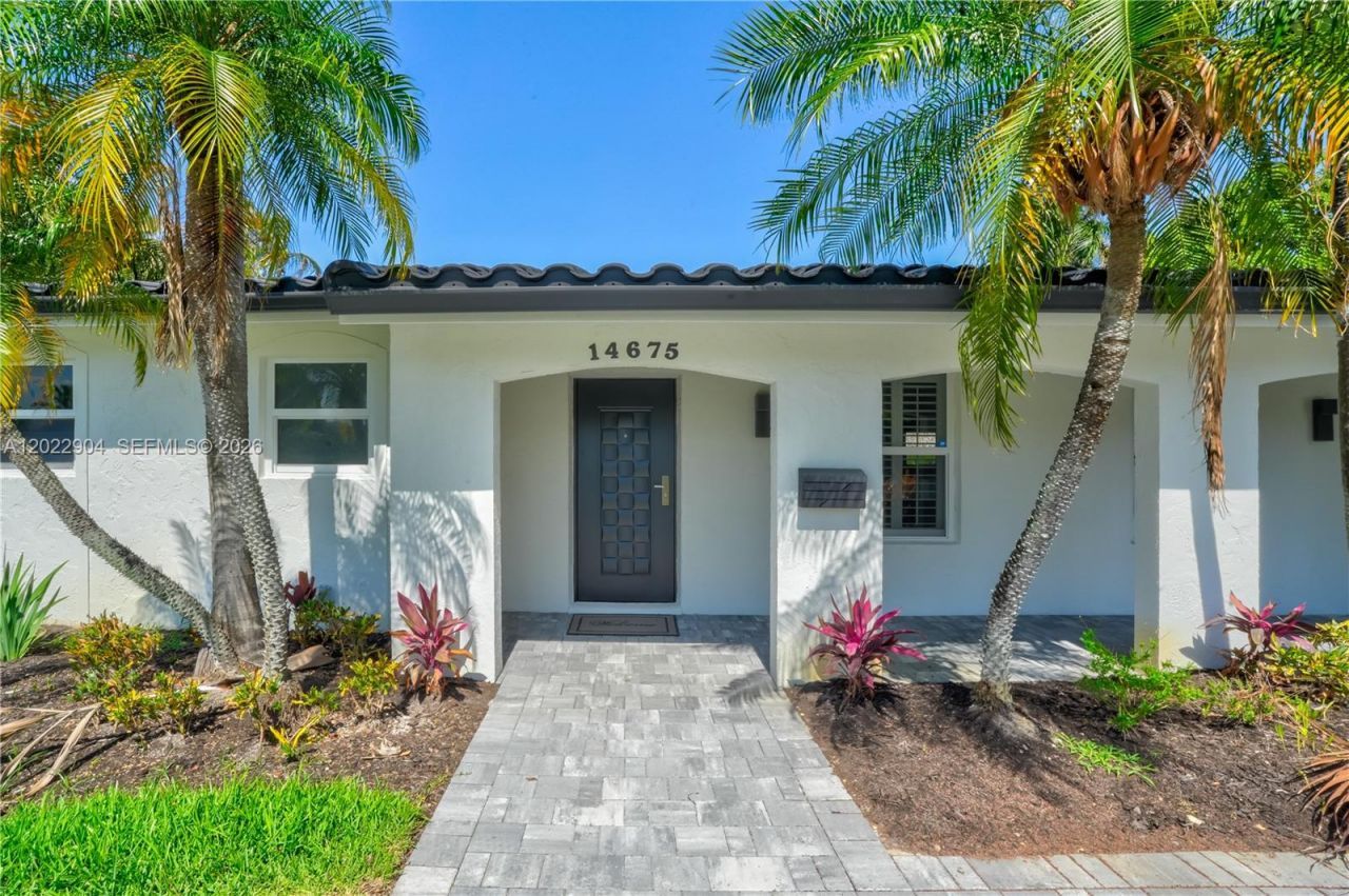 14675 SW 78th Ave , Palmetto Bay, FL 33158 Photo