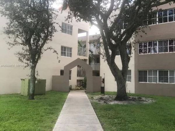 6155 NW 186th St , Unit 209, Hialeah, FL 33015