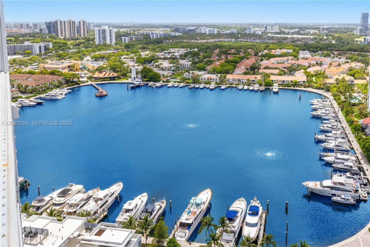 21055 Yacht Club Dr , Unit 2704, Aventura, FL 33180 Photo