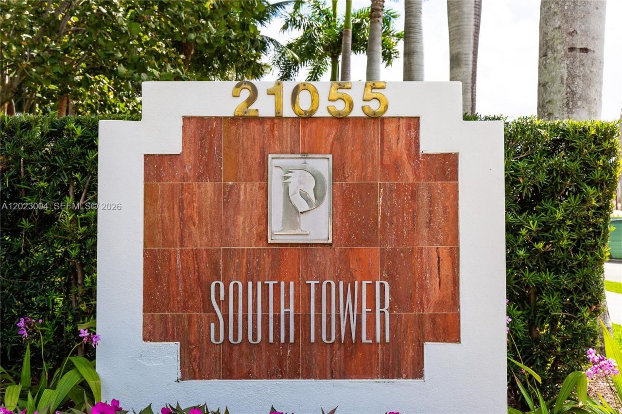 21055 Yacht Club Dr , Unit 2704, Aventura, FL 33180 Photo