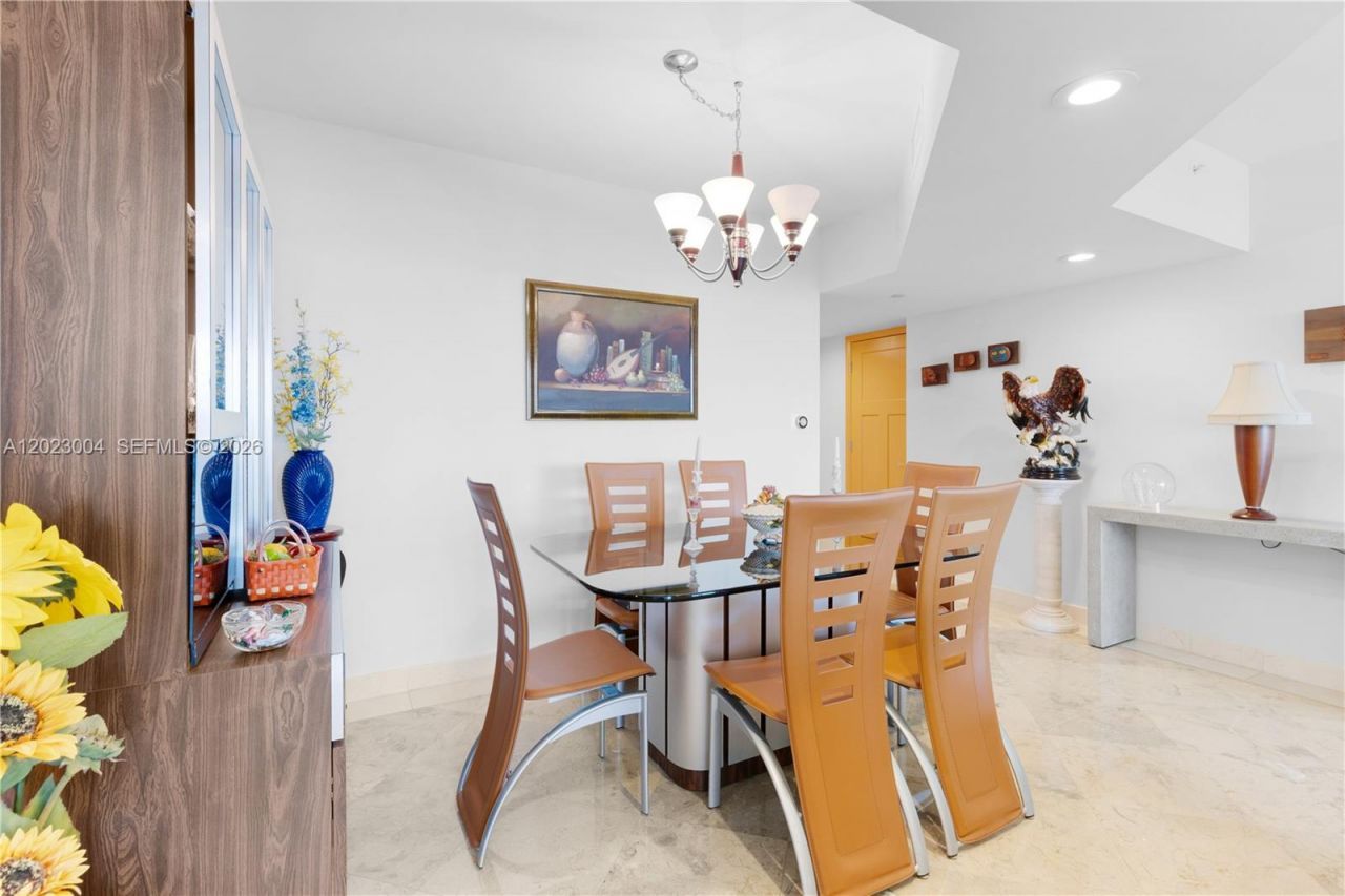 21055 Yacht Club Dr , Unit 2704, Aventura, FL 33180 Photo