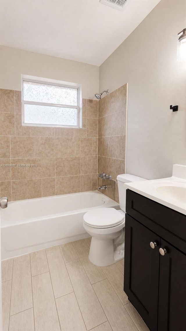 2845 NW 13th Ct, Unit 1, Fort Lauderdale, FL 33311 Photo