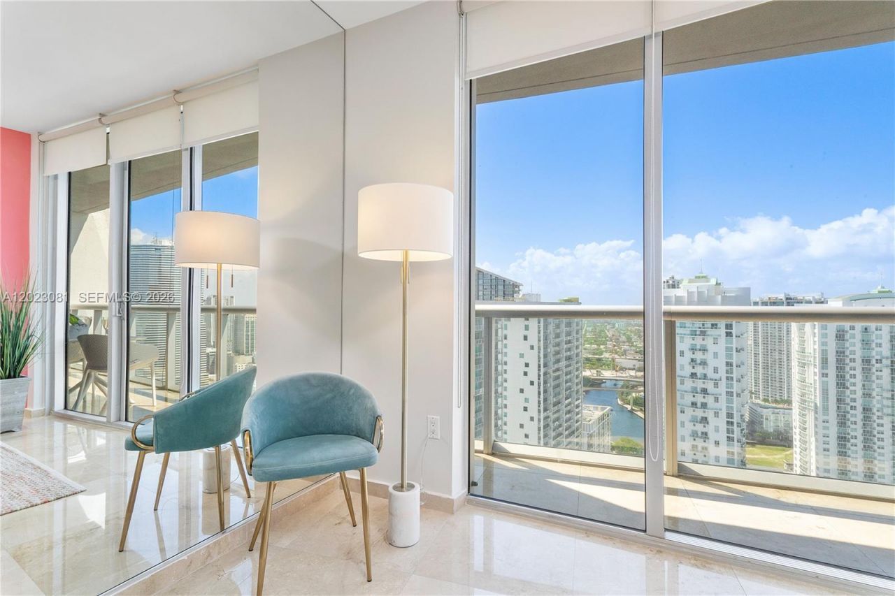 485 Brickell Ave , Unit 4206, Miami, FL 33131 Photo