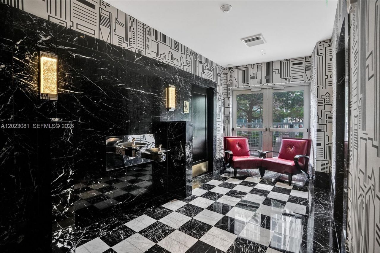 485 Brickell Ave , Unit 4206, Miami, FL 33131 Photo
