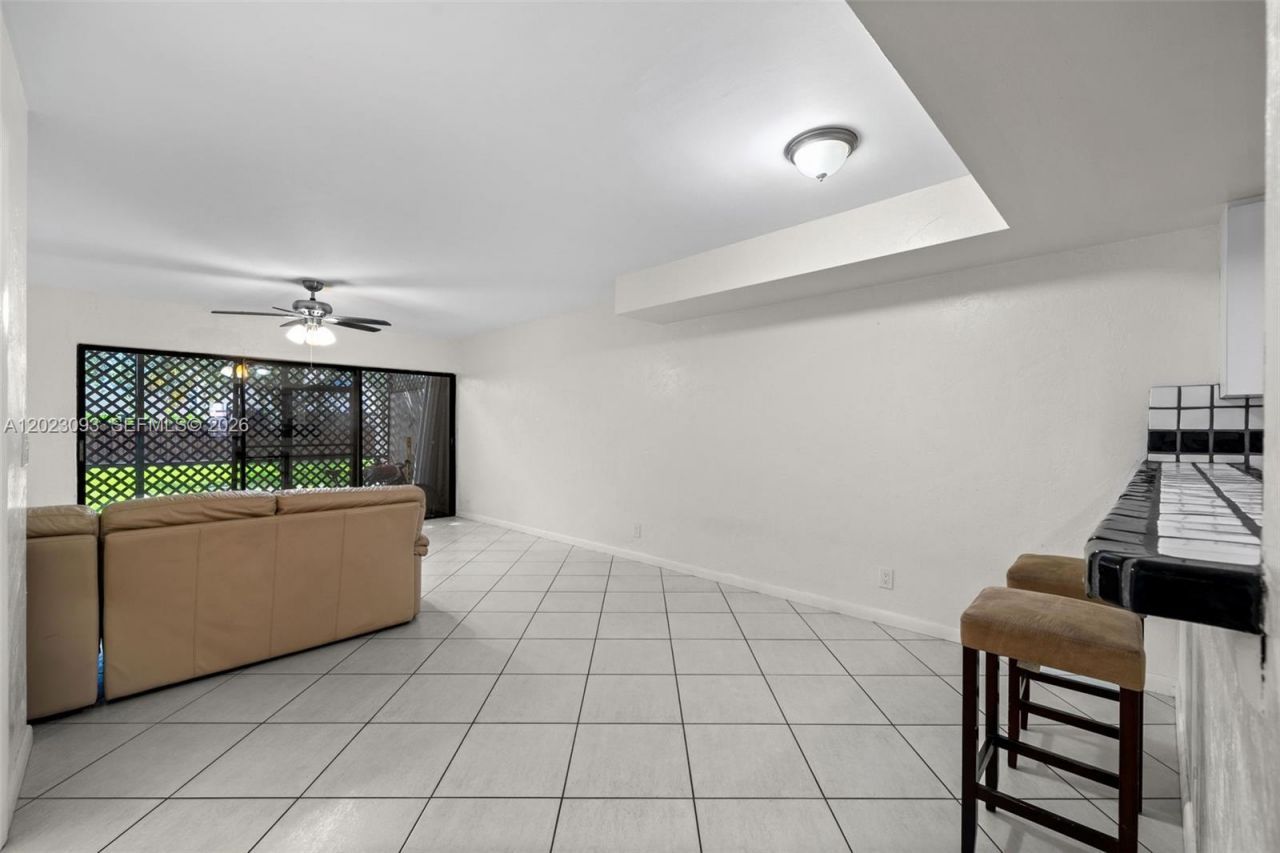 4241 SW 71st Way , Unit 4241, Davie, FL 33314 Photo