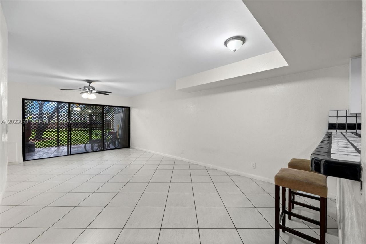 4241 SW 71st Way , Unit 4241, Davie, FL 33314 Photo