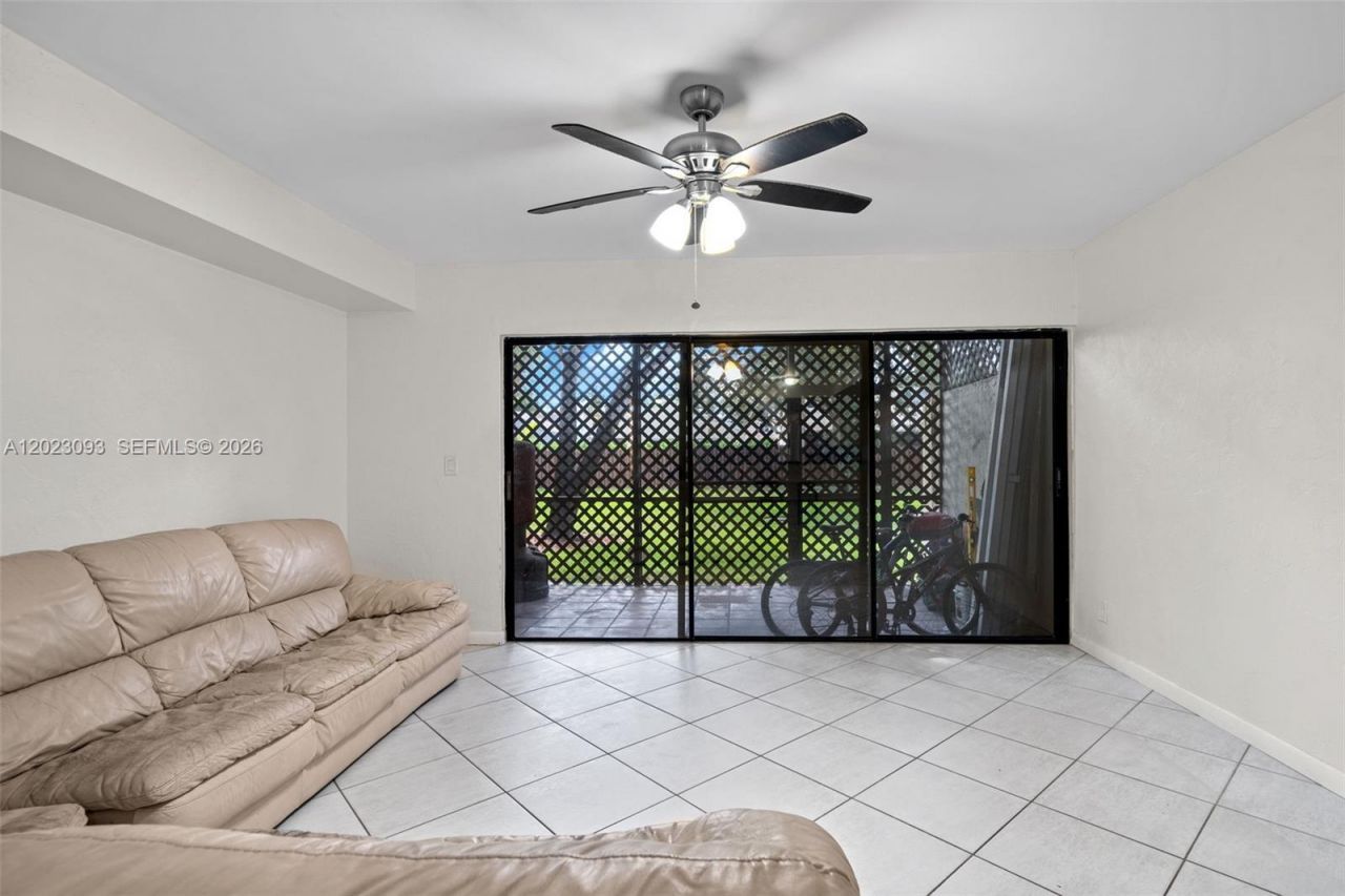 4241 SW 71st Way , Unit 4241, Davie, FL 33314 Photo