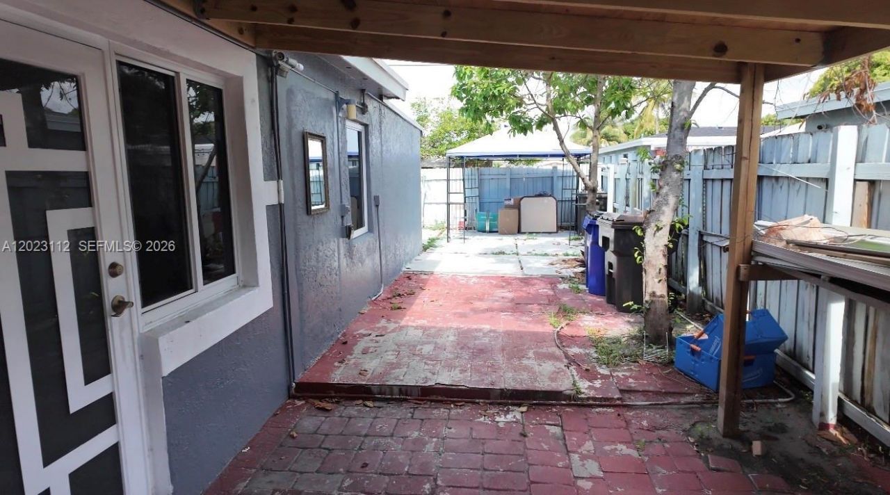 3601 NW 34th Ave, Lauderdale Lakes, FL 33309 Photo