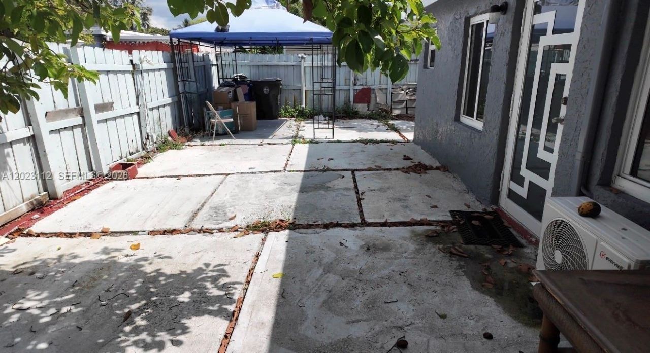 3601 NW 34th Ave, Lauderdale Lakes, FL 33309 Photo