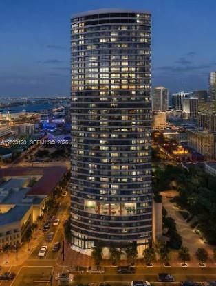 225 N Miami Ave, Unit 3204, Miami, FL 33128 Photo