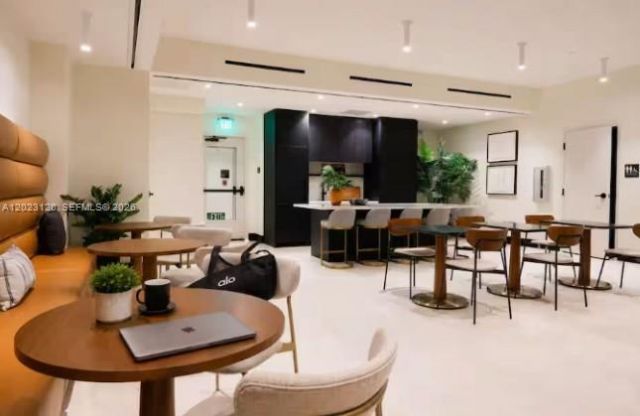 225 N Miami Ave, Unit 3204, Miami, FL 33128 Photo
