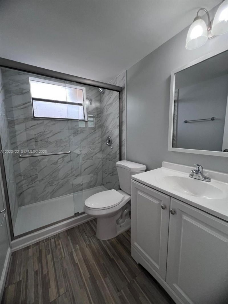 2570 W 67th Pl, Unit 21-2, Hialeah, FL 33016 Photo