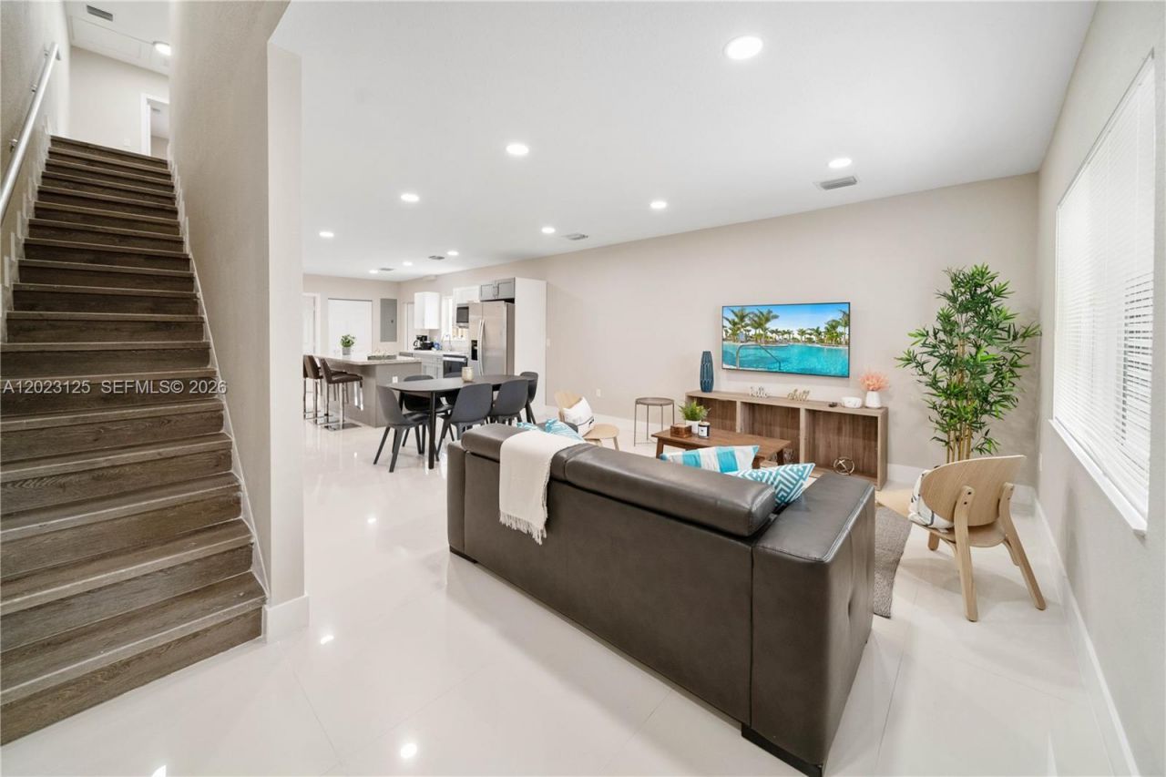1770 NW 55th St , Unit 1770, Miami, FL 33142 Photo