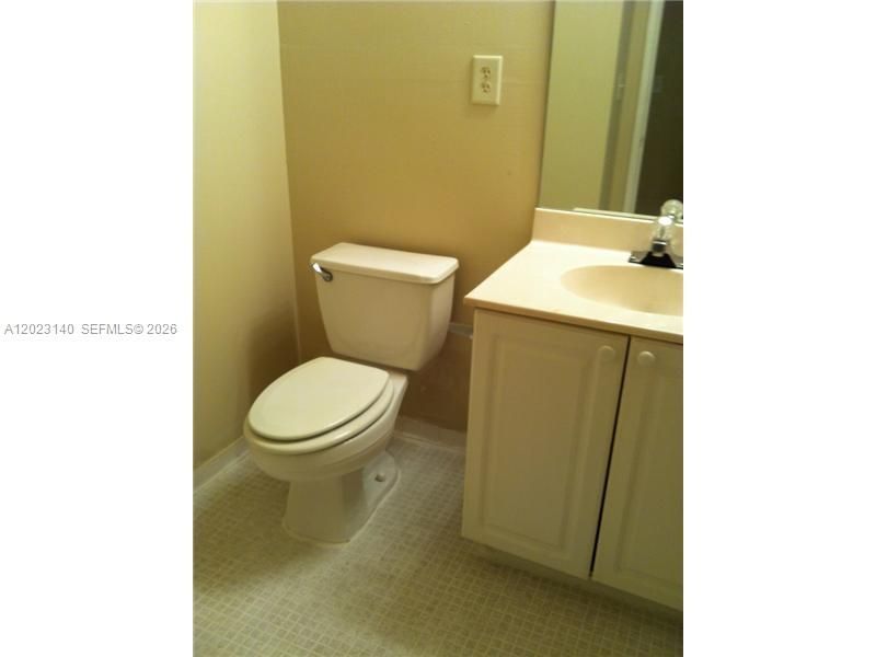 19380 Collins Av , Unit 607, Sunny Isles Beach, FL 33160 Photo