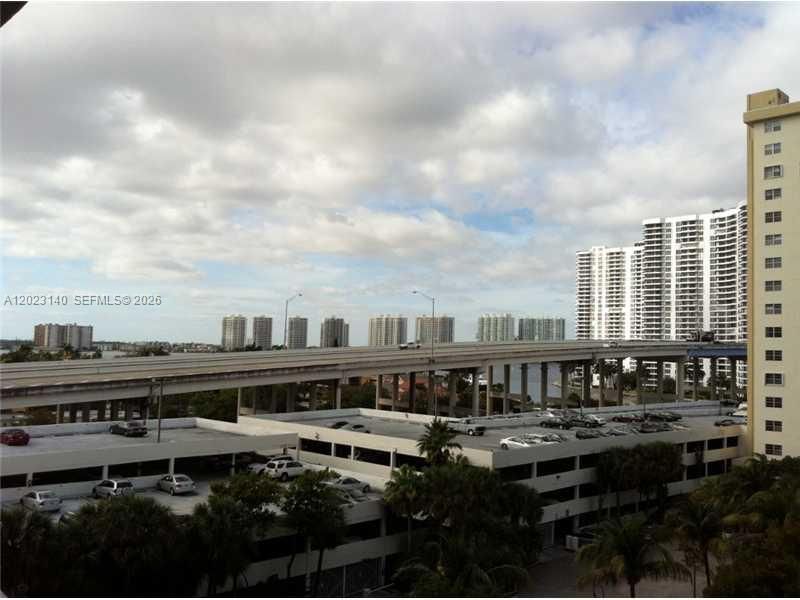 19380 Collins Av , Unit 607, Sunny Isles Beach, FL 33160 Photo