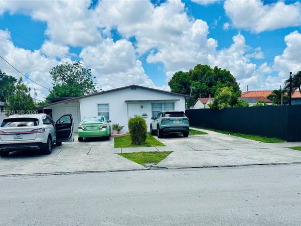 3410 SW 89th Ct, Miami, FL 33165
