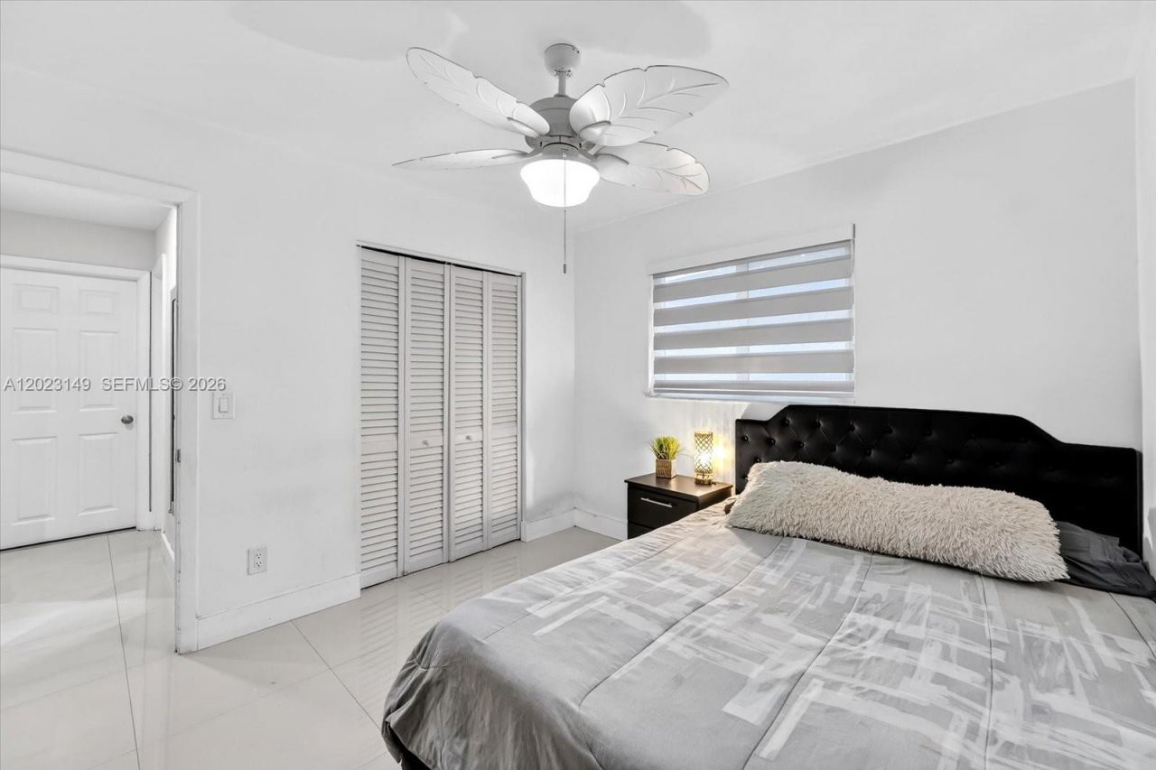 1071 W 37th St , Hialeah, FL 33012 Photo