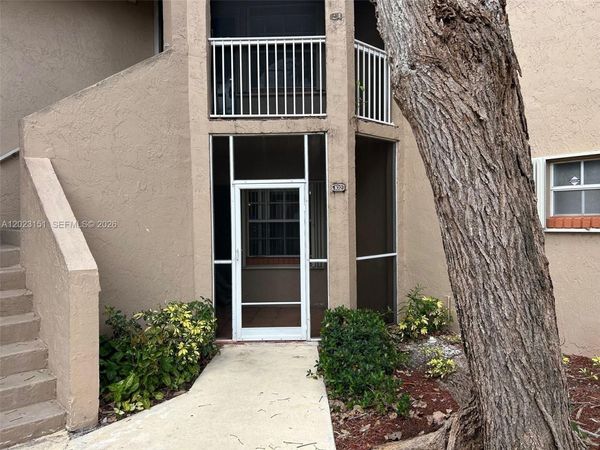 301 SW 86th Ave , Unit 102, Pembroke Pines, FL 33025