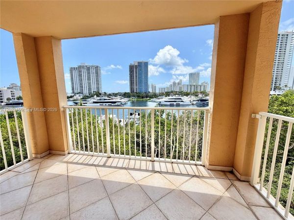 19877 E Country Club Dr, Unit 3408, Aventura, FL 33180