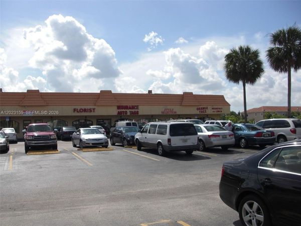 6408 N University Dr , Tamarac, FL 33321