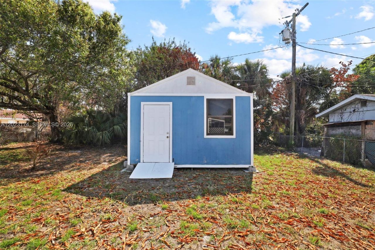 1013 Hispana Ave , Fort Pierce, FL 34982 Photo