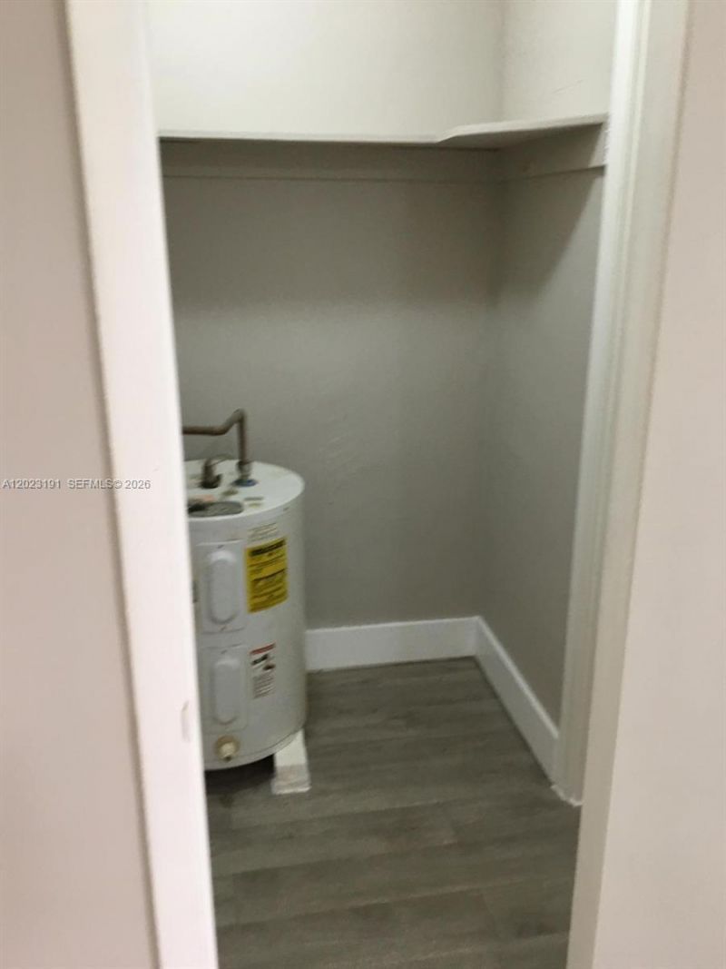 520 SW 4th St , Unit 5, Miami, FL 33130 Photo
