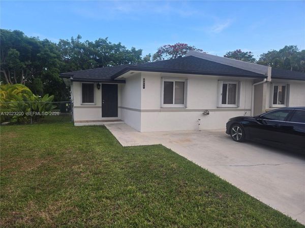 9400 SW 169th St , Unit 00, Palmetto Bay, FL 33157