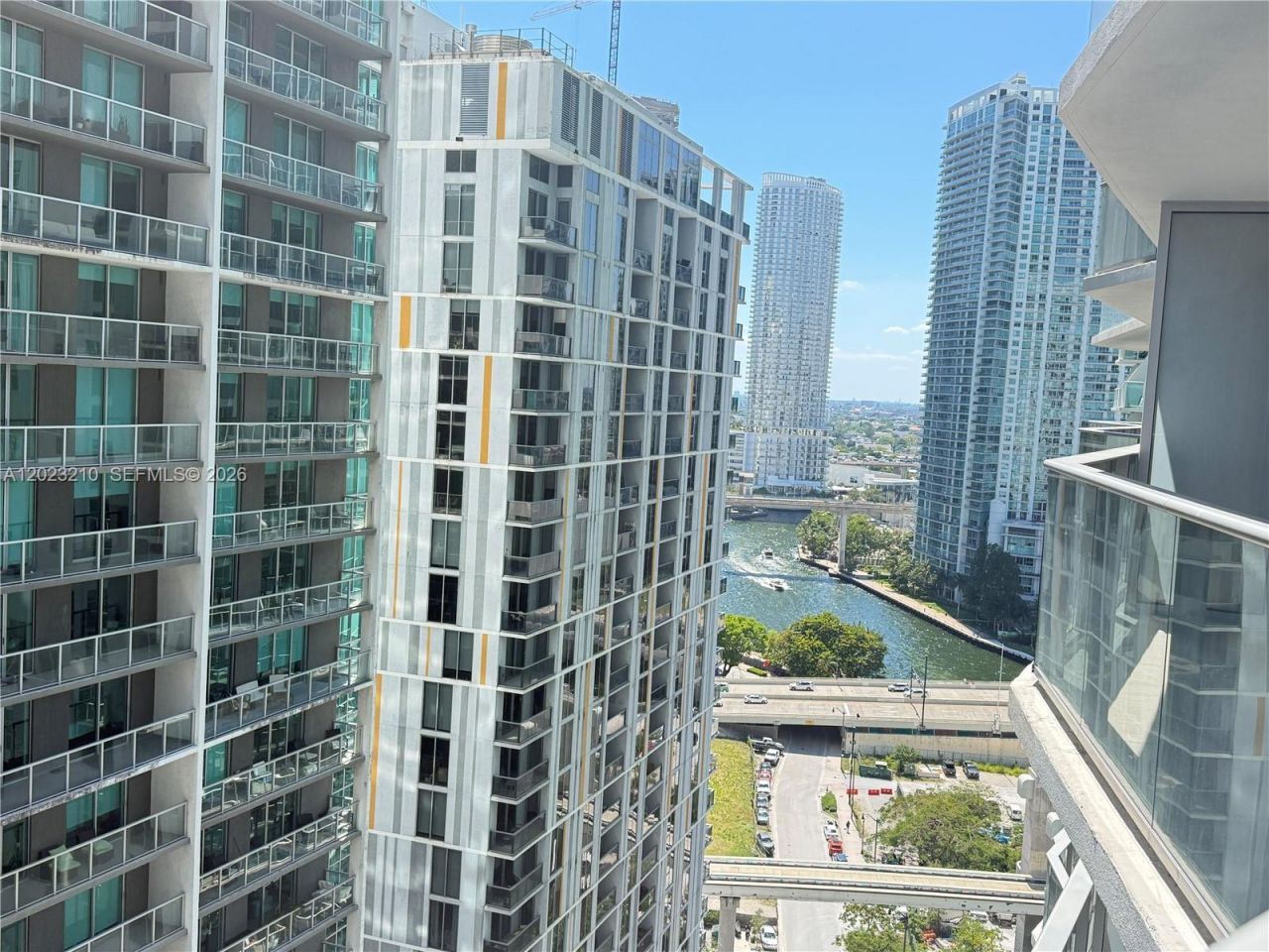 77 SE 5th St , Unit 2111, Miami, FL 33131 Photo