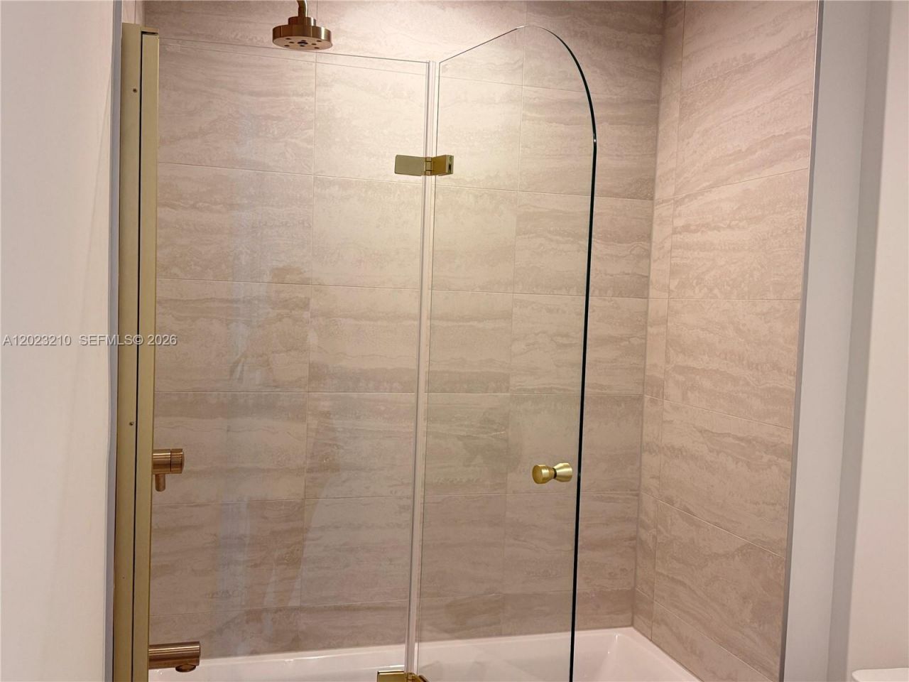 77 SE 5th St , Unit 2111, Miami, FL 33131 Photo