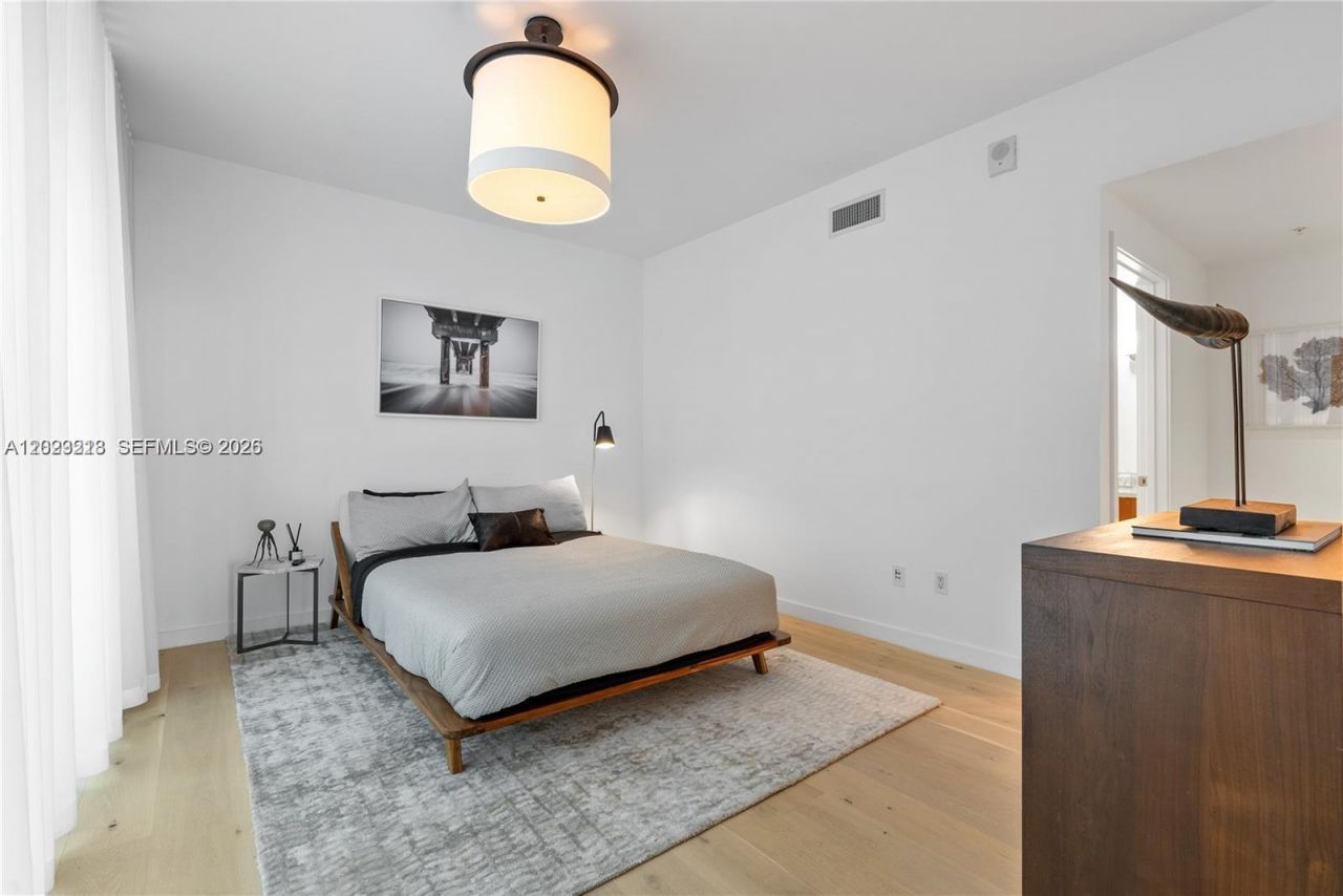 6899 Collins Ave , Unit 202, Miami Beach, FL 33141 Photo