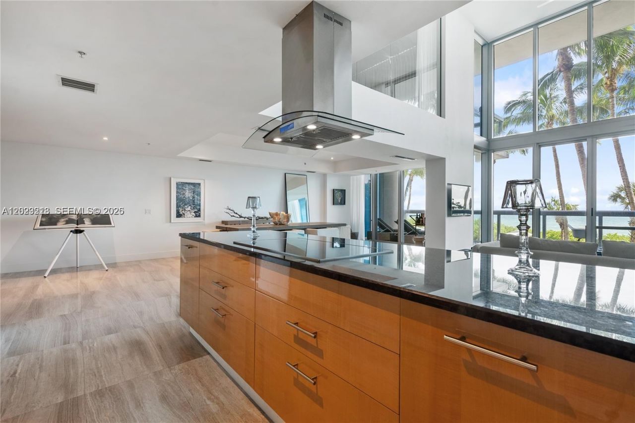 6899 Collins Ave , Unit 202, Miami Beach, FL 33141 Photo