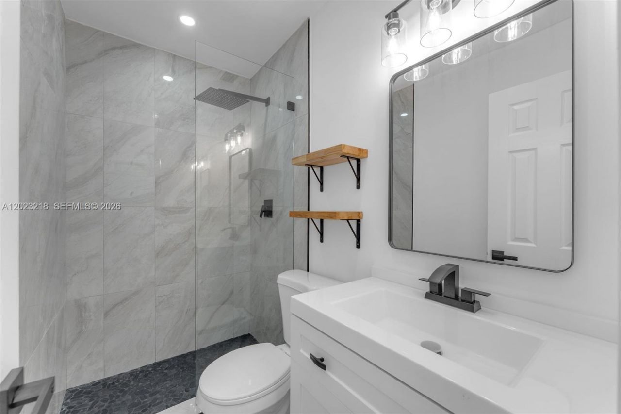 7150 SW 10th St, Pembroke Pines, FL 33023 Photo