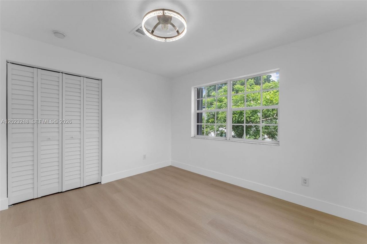 7150 SW 10th St, Pembroke Pines, FL 33023 Photo