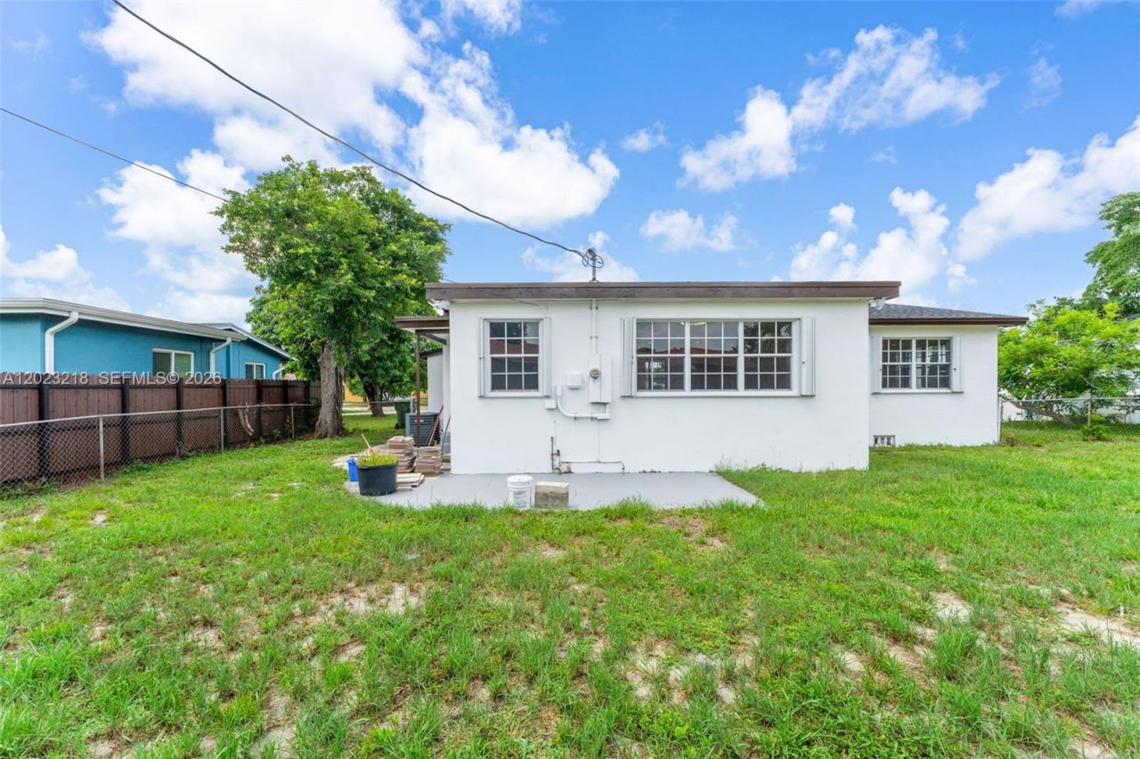 7150 SW 10th St, Pembroke Pines, FL 33023 Photo
