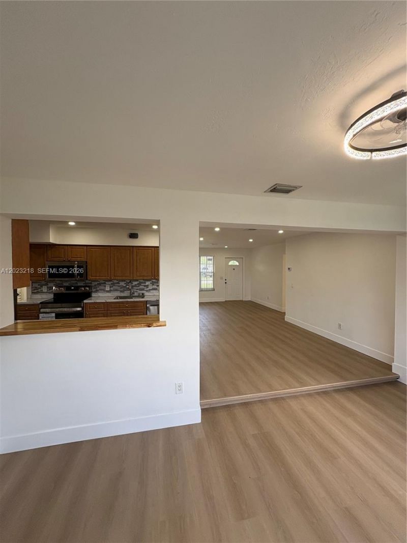 7150 SW 10th St , Pembroke Pines, FL 33023 Photo