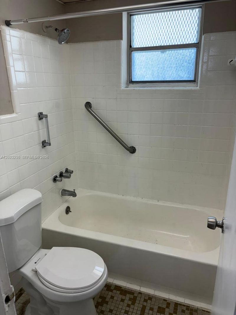 3050 S Dixie Hwy , Unit 203, Miami, FL 33133 Photo