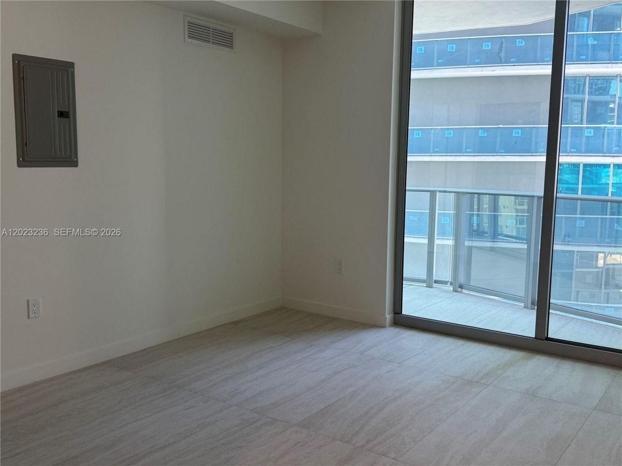 77 SE 5th St , Unit 1905, Miami, FL 33131 Photo