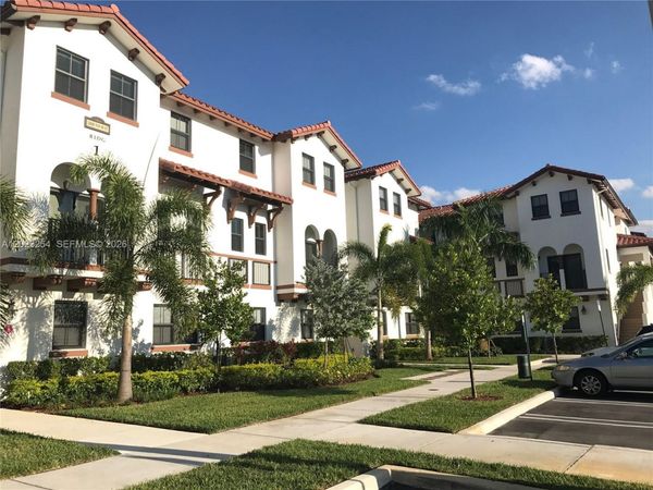 10620 NW 88th St , Unit 214, Doral, FL 33178
