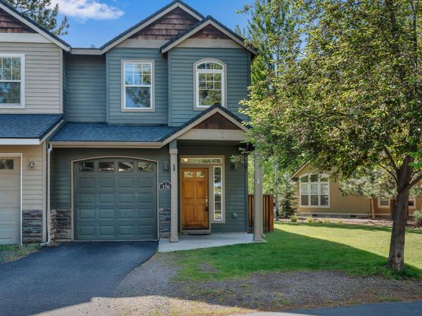 176 S Timber Pine Place, Sisters, OR 97759